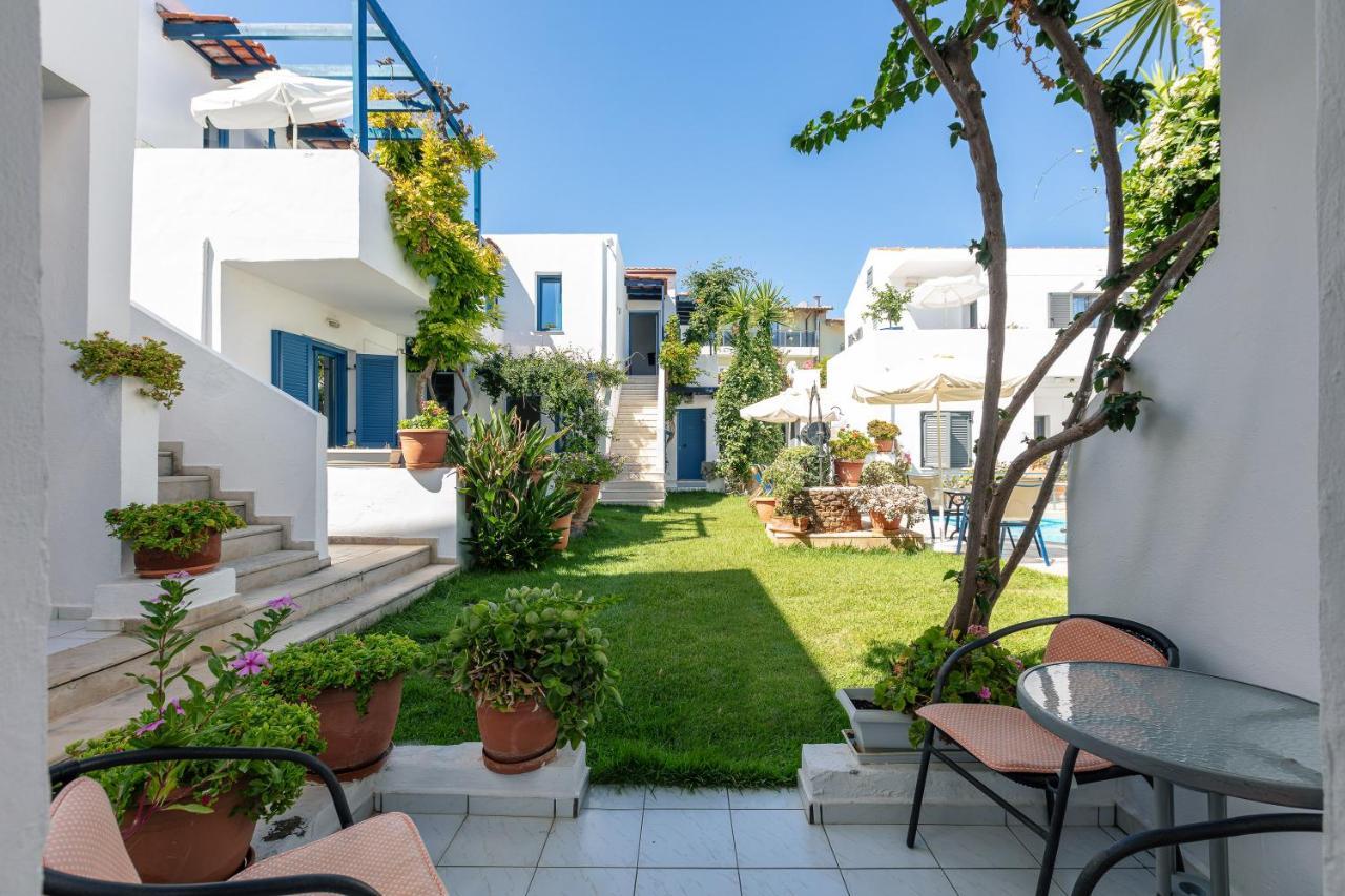Konaki Studios & Apartments Panormos  Exterior photo